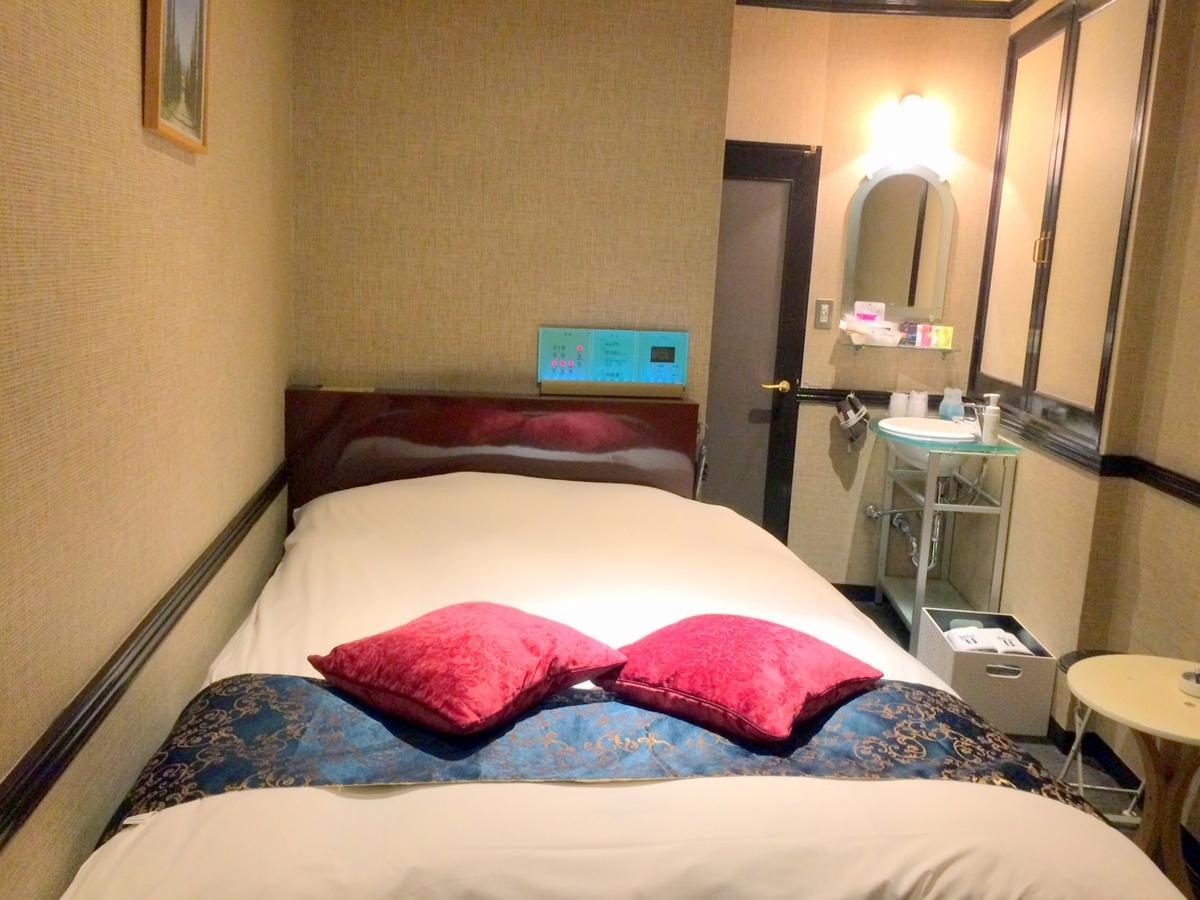 Hotel U Tōkyō Extérieur photo