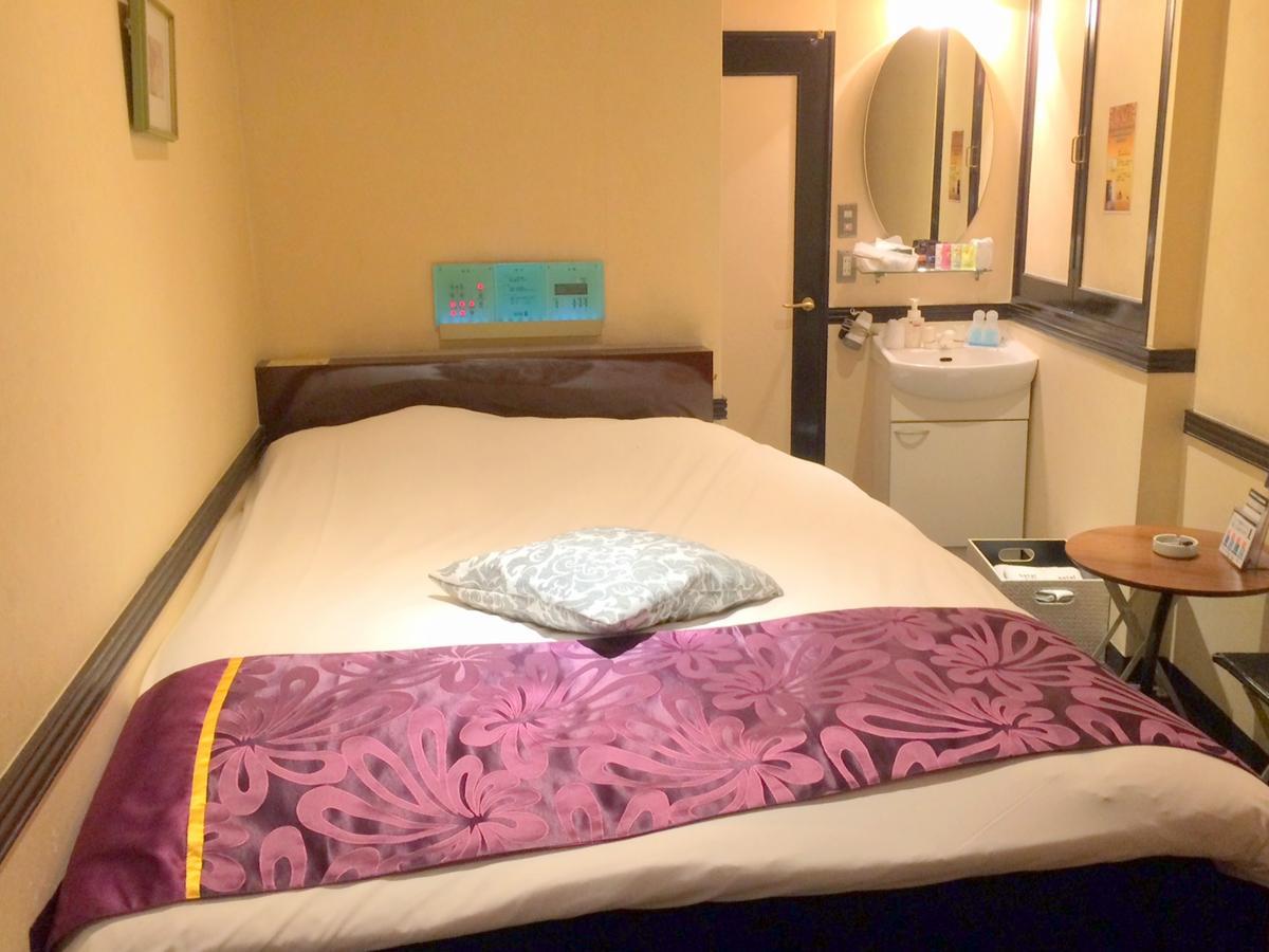 Hotel U Tōkyō Extérieur photo