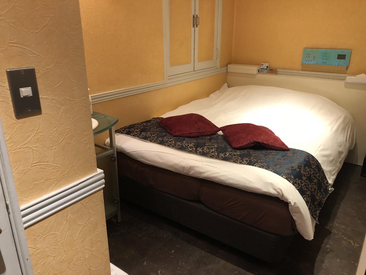 Hotel U Tōkyō Extérieur photo